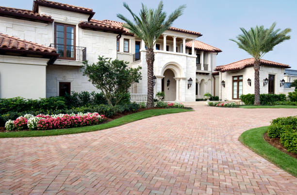 Best Driveway Pavers Near Me  in Houghton, MI